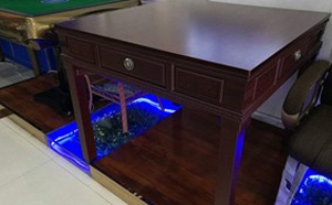 曲麻莱麻将桌